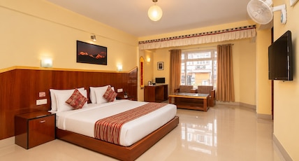 Greendale Residence (5 min walk to m.g marg) Room Type - Deluxe Room Greendale Residence (5 min walk to m.g marg) Room Type - Deluxe Room