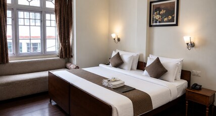 Hotel Pineridge Room Type - Deluxe Double Bedded Room