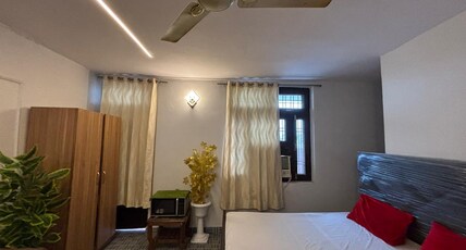 Hotel Park Square Resort Room Type - Super Deluxe Room