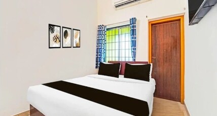 Hotel Royal King Room Type - Standard AC