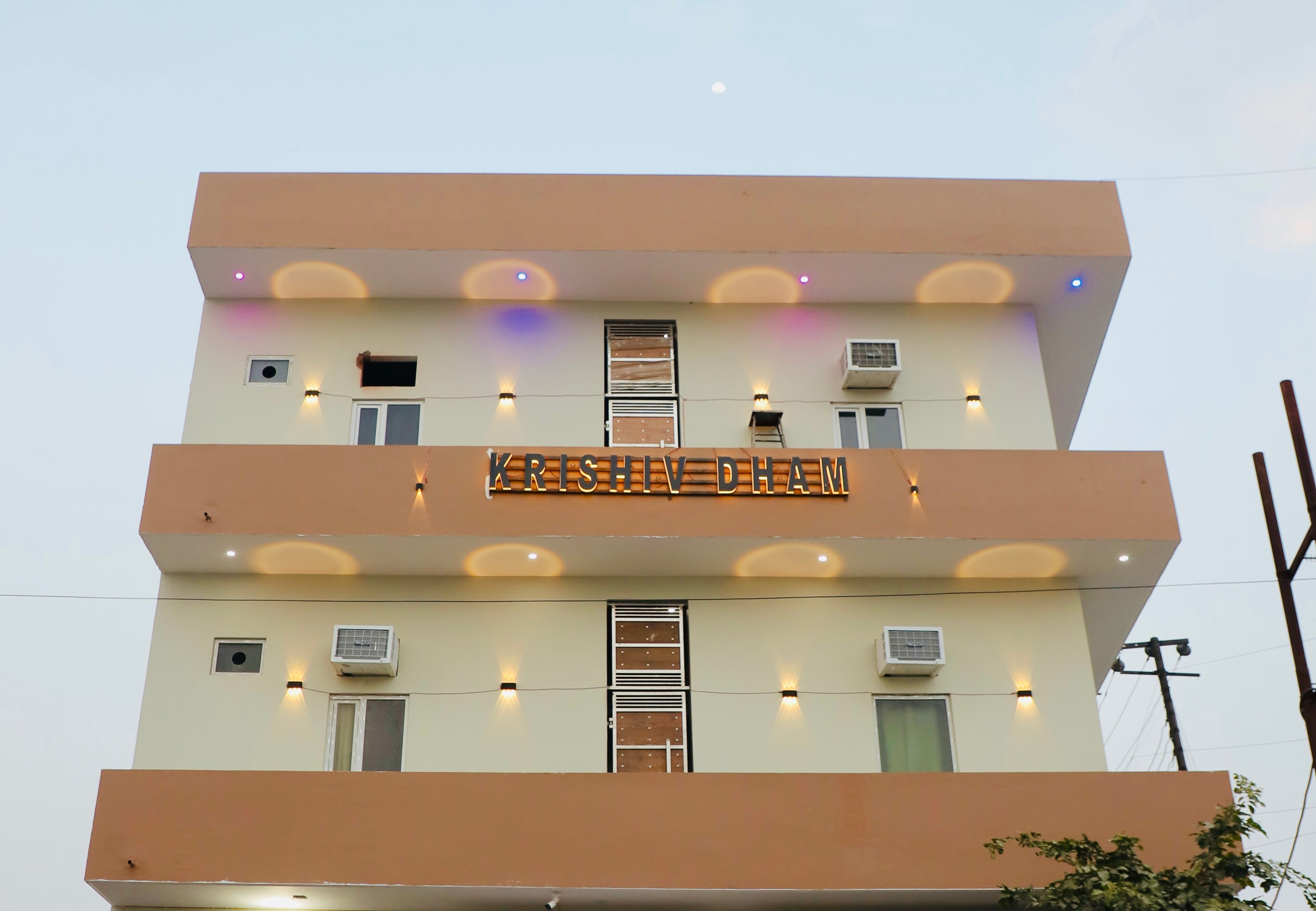 Hotel Krishiv Dham - Tap to explore photos