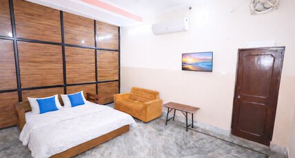 Shree Harpal Palace Room Type - Deluxe room with attached bathroom