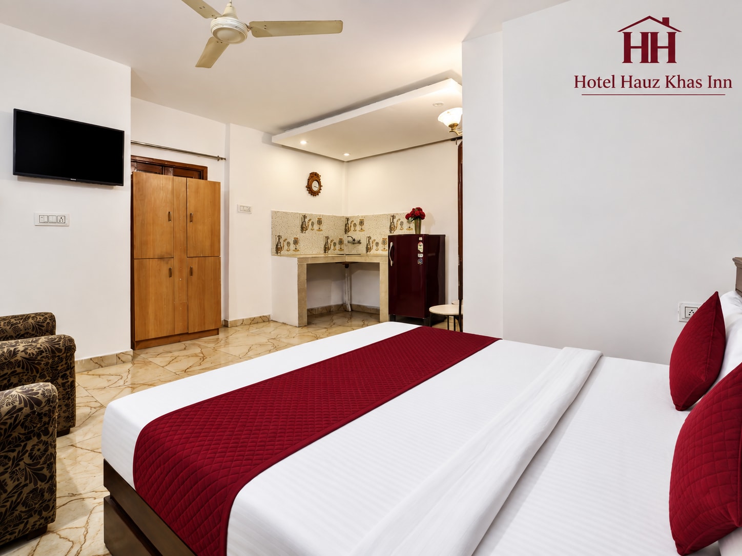 Hotel Hauz Khas Inn - Tap to explore photos