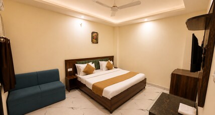 ROYAL CENTRAL HARIDWAR Room Type - DELUXE ROOM ROYAL CENTRAL HARIDWAR Room Type - DELUXE ROOM