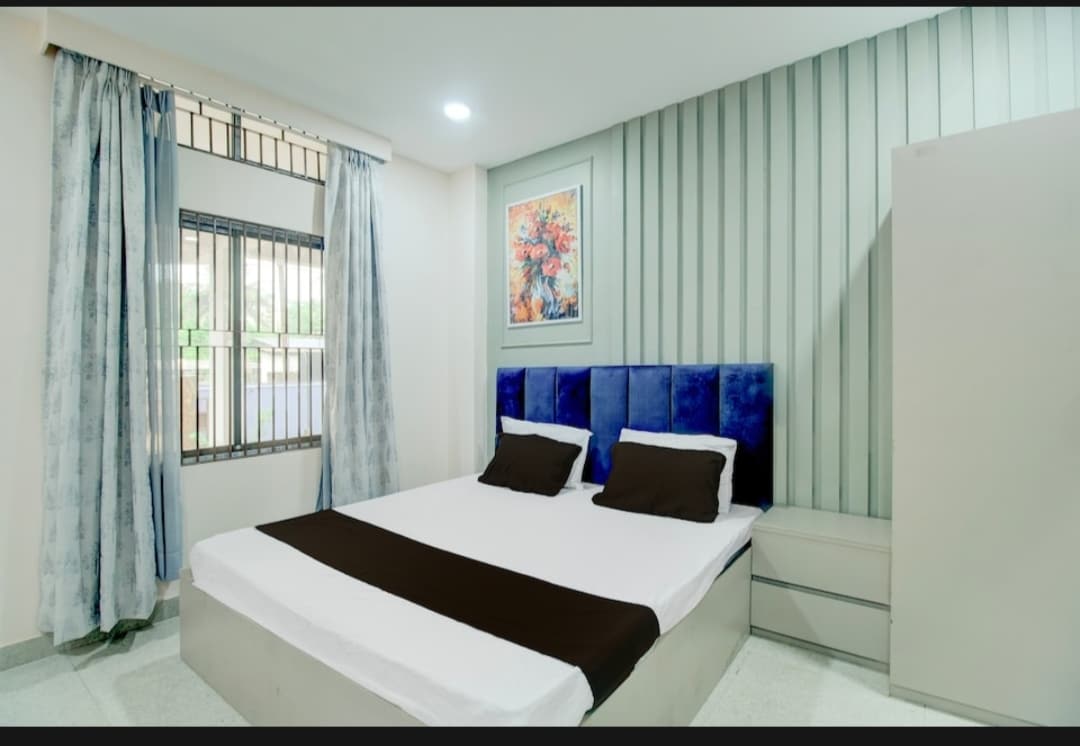 Atithi Home' Stay - Tap to explore photos