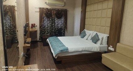 Hotel Rajshree Room Type - Suite