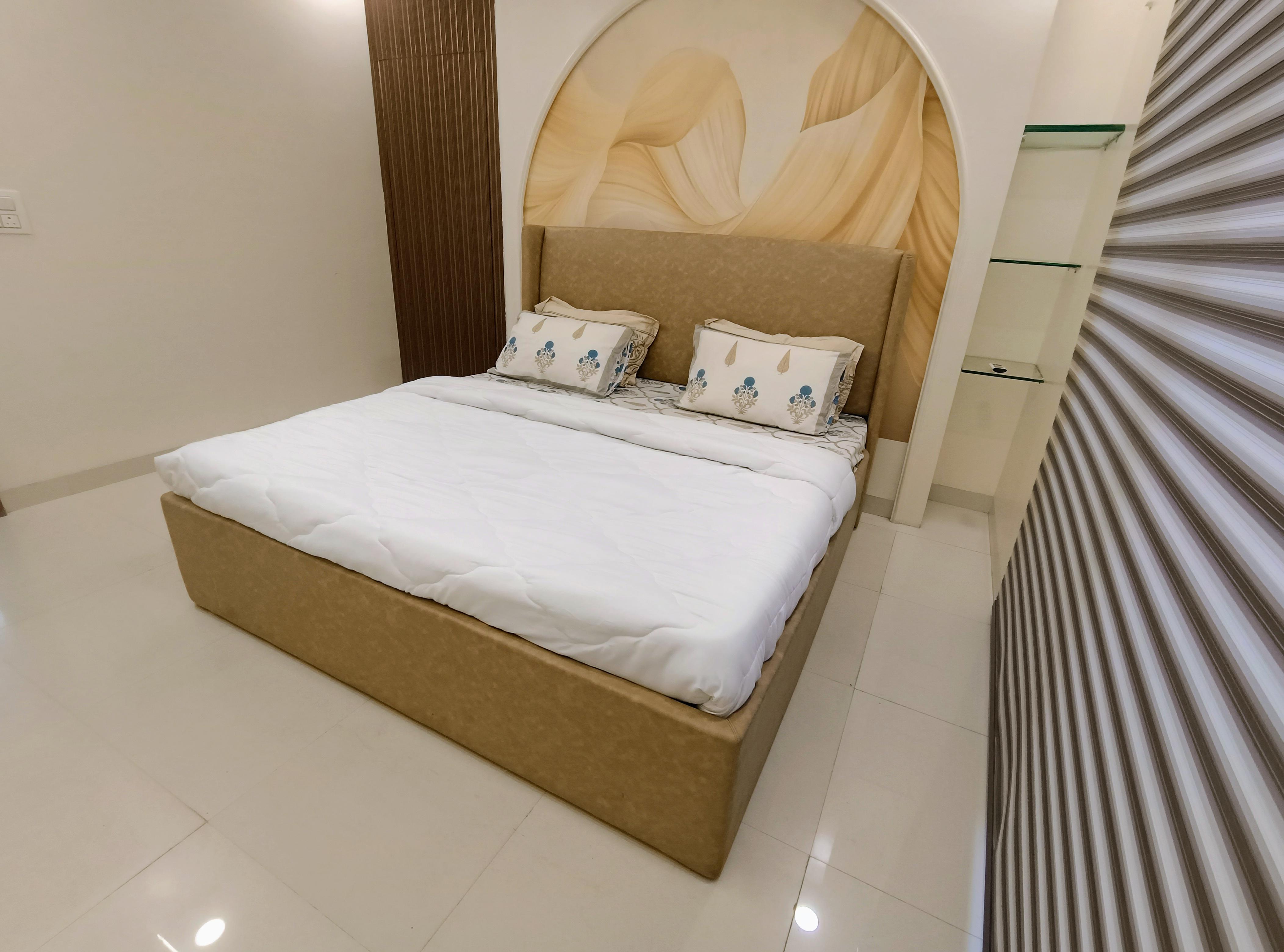 Shiv Smriti Homestay - Tap to explore photos