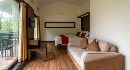 Hillscape Resorts Room Type - Deluxe Balcony Room With Pantry