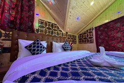 Rooms of Hotel Grand Millennium