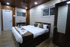 Via Shiv Vandana Inn