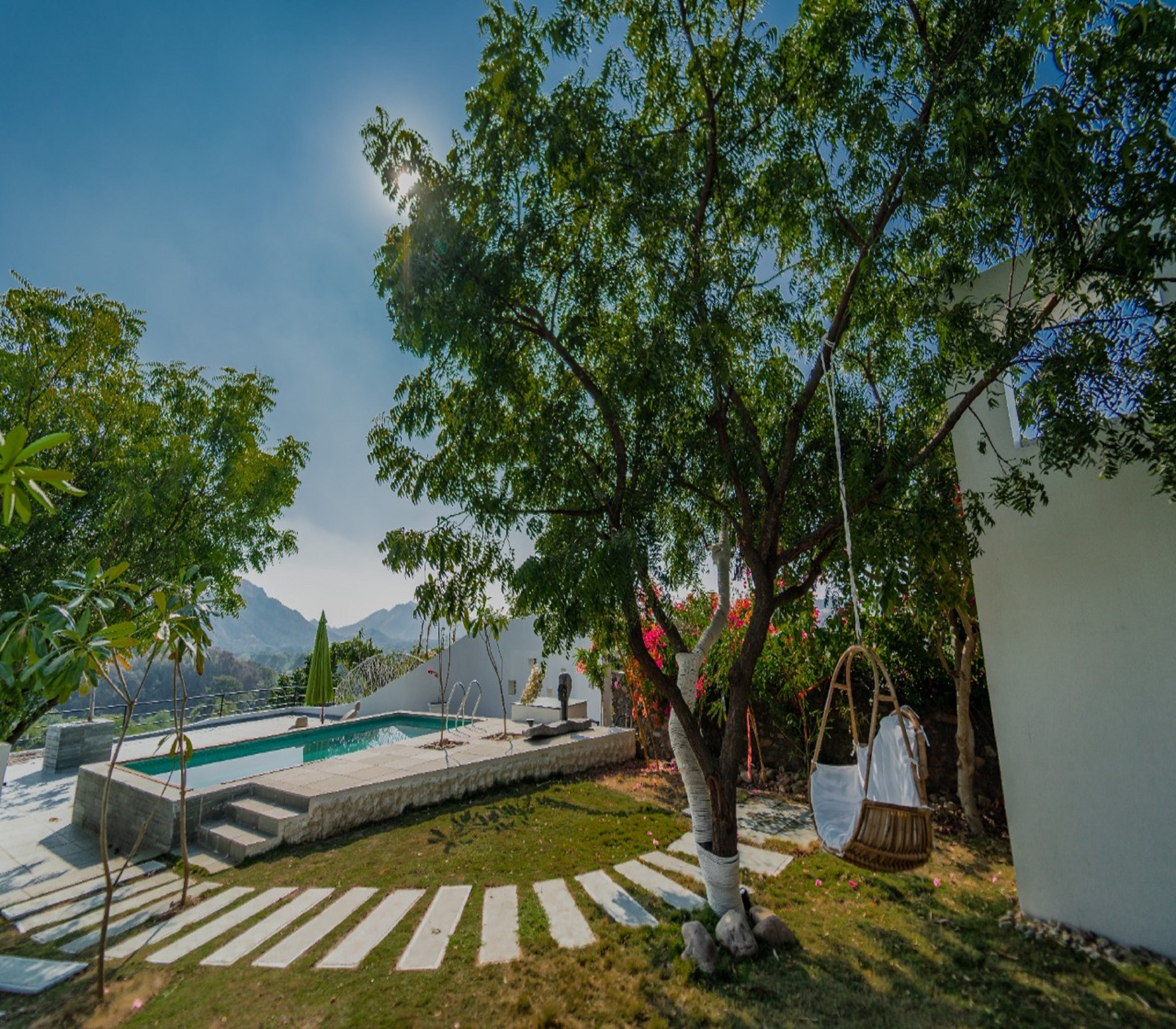 Villa Bougainvillaea - An Art Retreat - Tap to explore photos