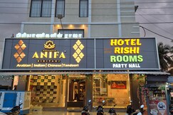 Hotel Rishi.