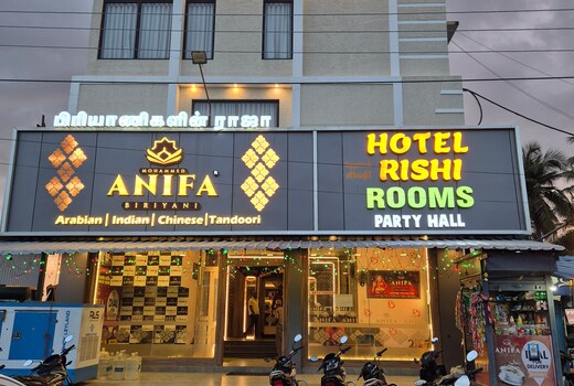 Hotel Rishi.