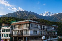 Hotel Buddhas Abode - Best Hotel in McleodGanj Main Market