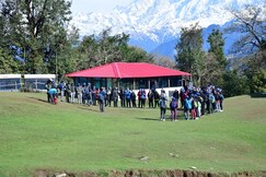 Magpie Jungle Camp | Rooms & Caretaker