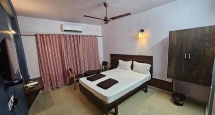 KINARA EXECUTIVE LODGE Room Type - Double Room AC