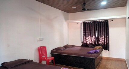 Hemprabha Bed And Breakfast Room Type - Economy Qudruple Non Ac