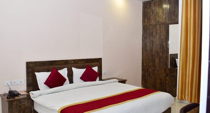 Sunrise Homestay Room Type - Deluxe Room