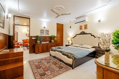 Quaint 2BHK Penthouse 2700 sq ft near Lotus Temple