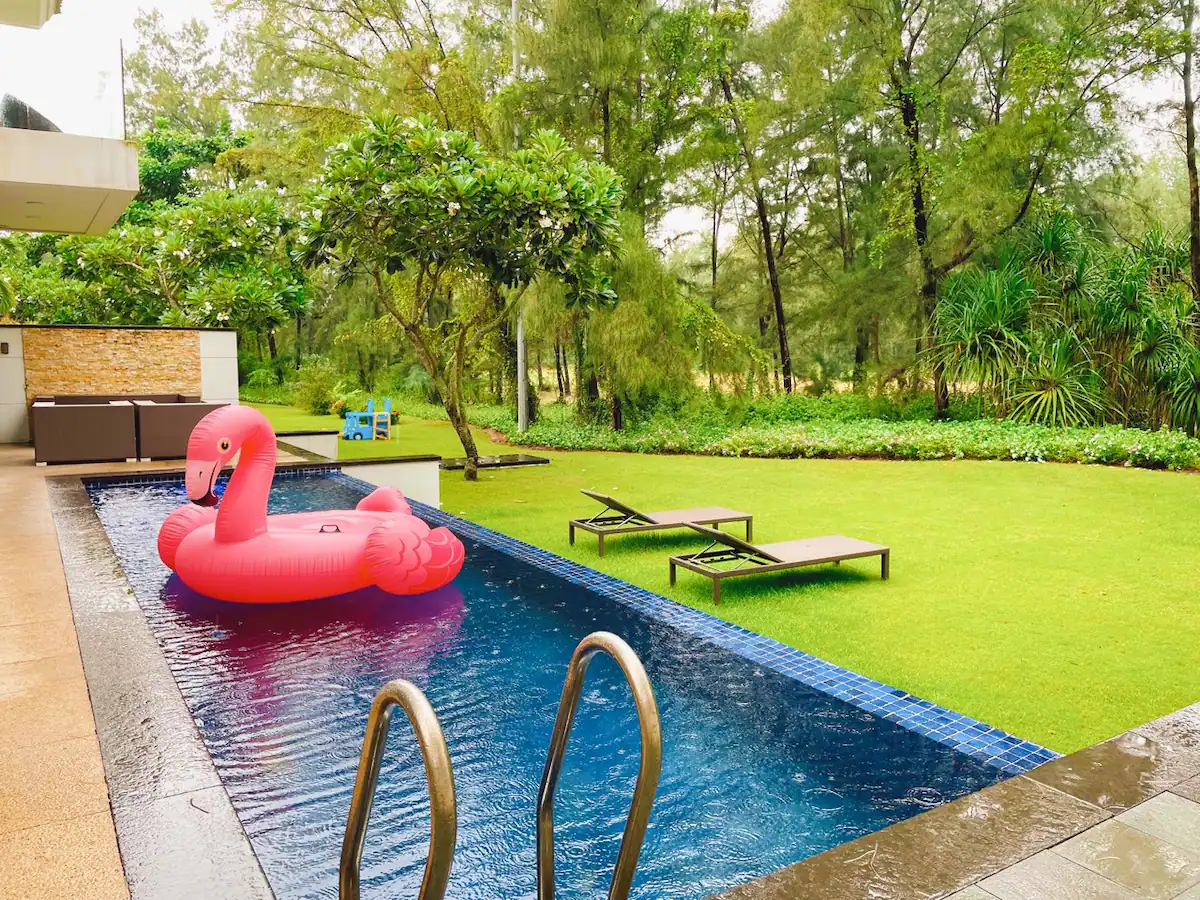 Excellent 4 bedrooms Ocean Villa Da Nang - Tap to explore photos