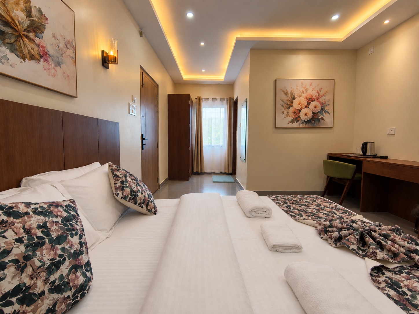 Kynjing Suites - Tap to explore photos
