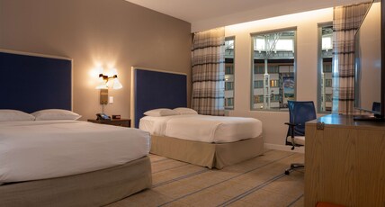 Hilton Austin Airport Room Type - 2 QUEEN BEDS