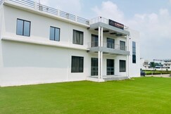 S K MARRIAGE LAWN  - HOTEL AND BANQUET