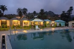 Royal Garden Retreat Resort & Swimming pool