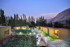 Wooden Resort Hunder