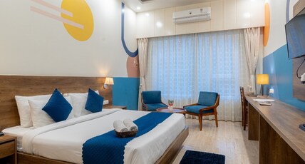 Moustache Rishikesh Luxuria | Hostel & Rooftop Bar Room Type - Superior King Room