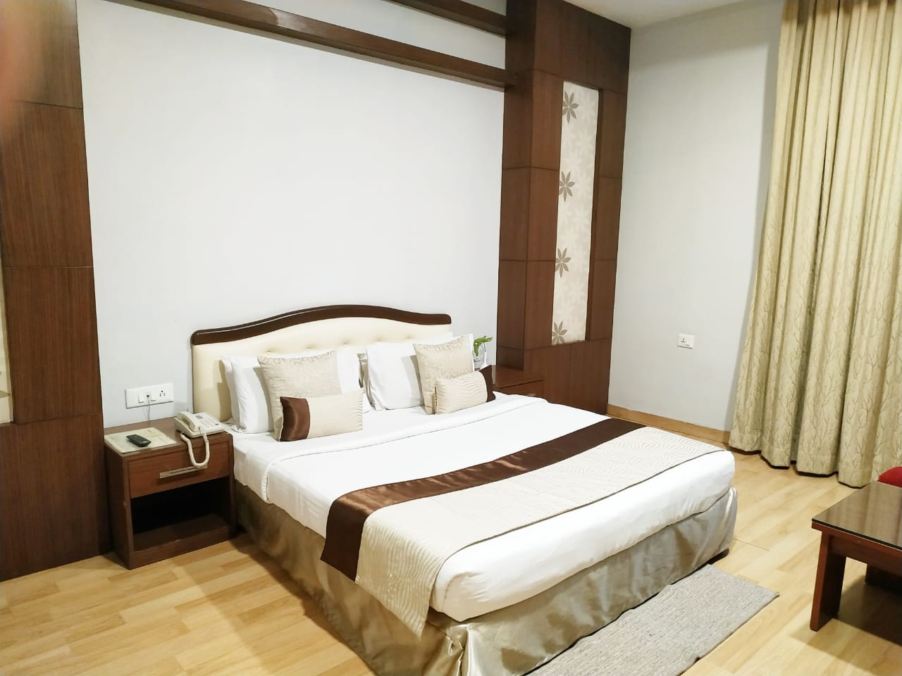 The Citi Residenci Hotel - Durgapur - Tap to explore photos