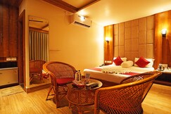 Address of BLUE WAVES HOTEL AND RESORTS