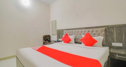 Hotel Vashistha Room Type - Classic