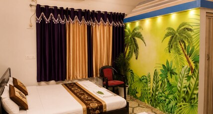 Rudra Kashi Inn Room Type - Three Bedroom