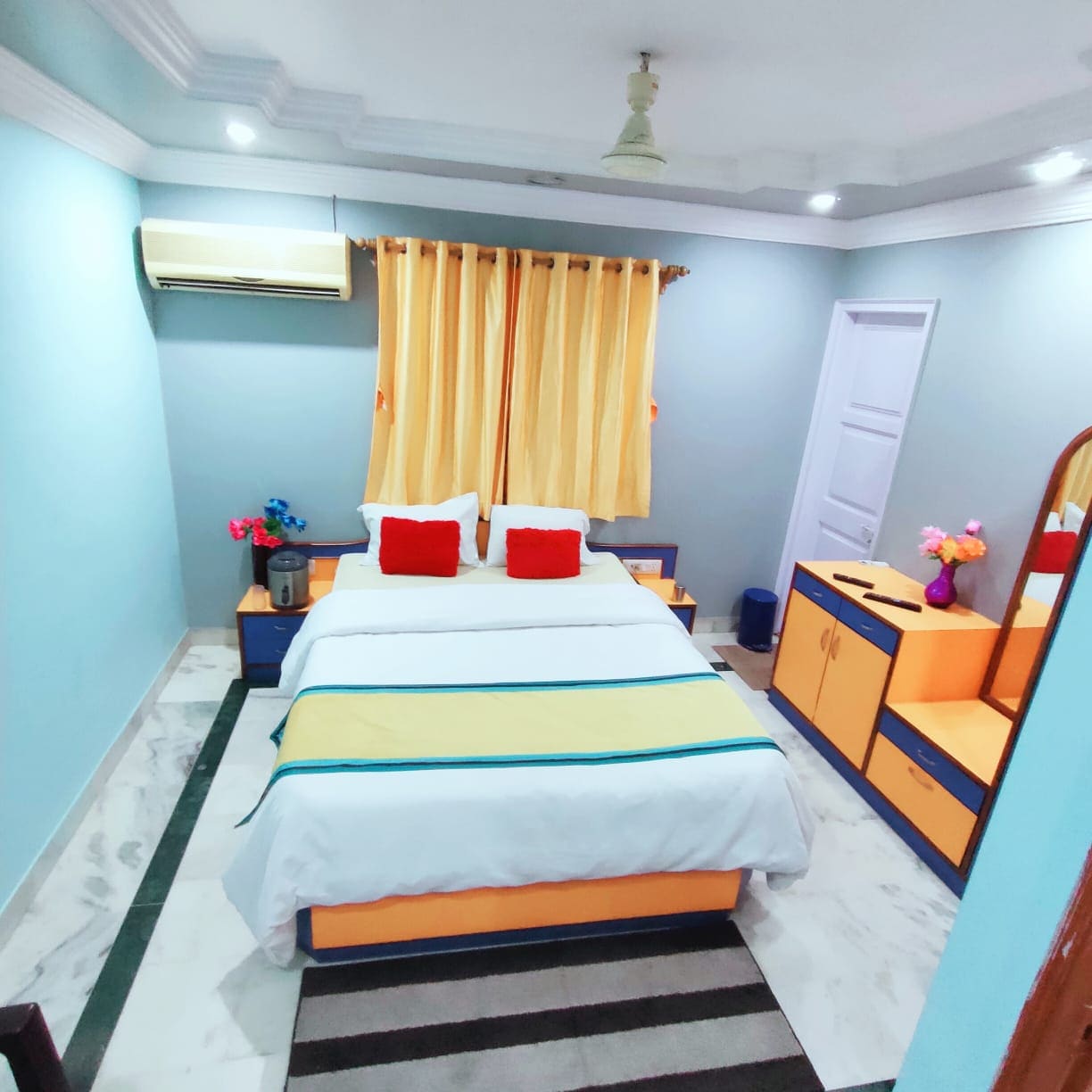 Prabhat Beach Resort - Tap to explore photos