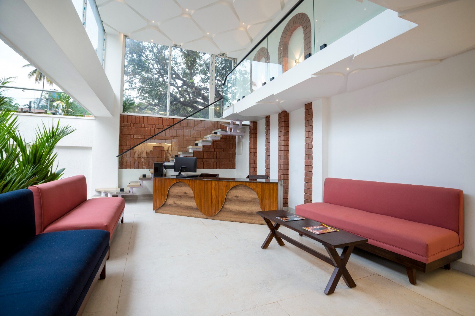 Downtown Hostels Anjuna - Boutique Rooms - Tap to explore photos