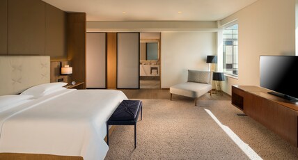 Andaz Delhi, by Hyatt Room Type - SIGNATURE SUITE