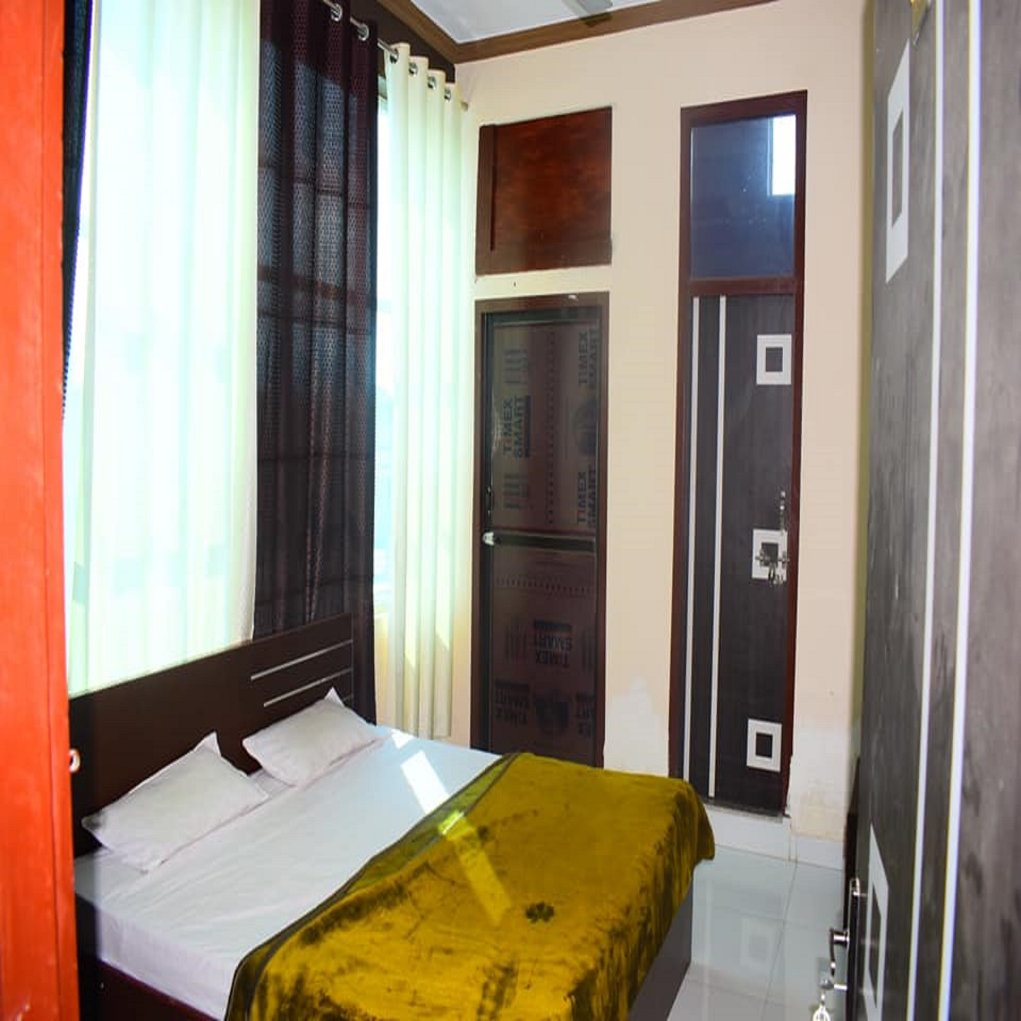 Prince Hotel & BBQ - Tap to explore photos