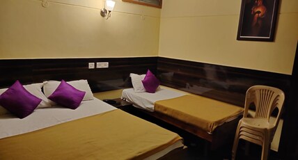 SwathiSri Residency Room Type - Triple Non Ac Room