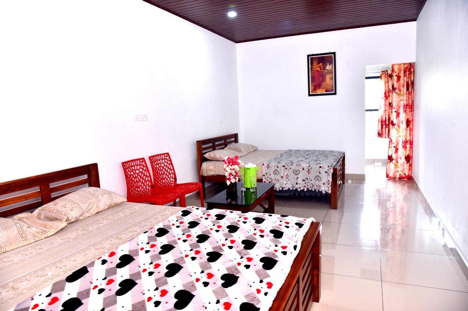 Naples Garden Home Stay - Tap to explore photos