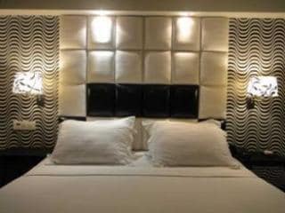 Hotel Ridge Maidens - Tap to explore photos