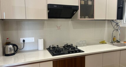 Premium Condominium Near Ganges with Hill View Room Type - Premium Condominium Near Ganges with Hill View