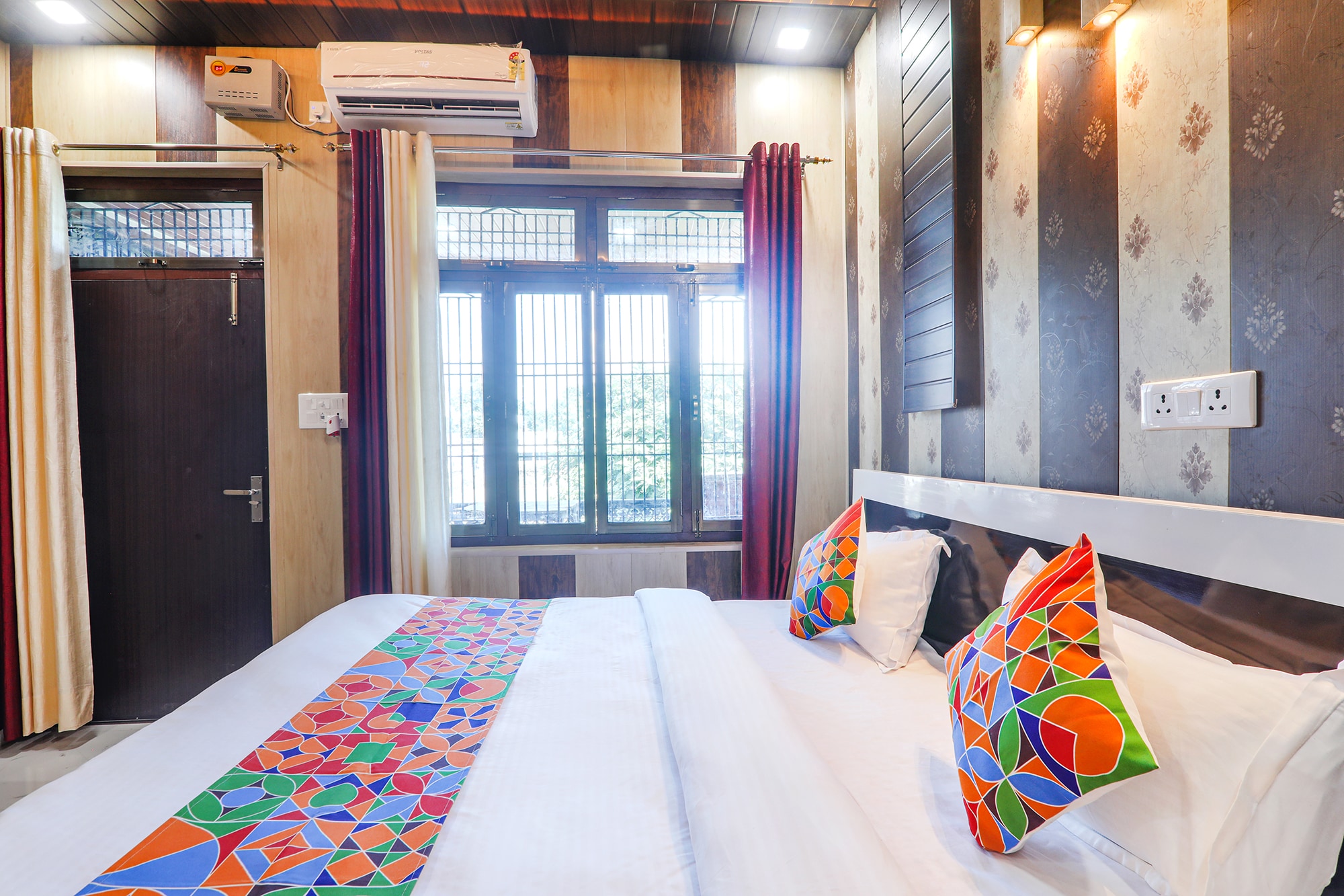 FabHotel Uma Yugul - Tap to explore photos