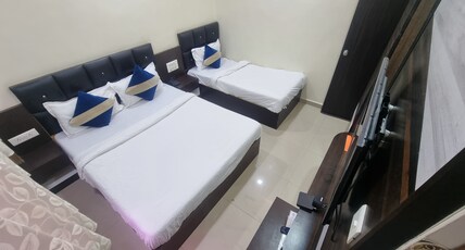 Hotel C.G. Plaza Room Type - Three Bed Family Room