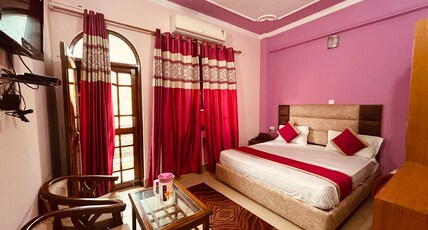 Hotel Jwalpa Palace Room Type - Deluxe AC Room
