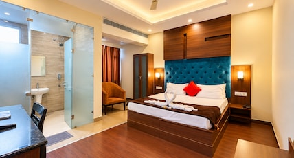hotel kings retreat Room Type - Suite Room with Balcony hotel kings retreat Room Type - Suite Room with Balcony