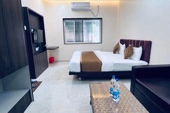 Address of Kailas Lodging