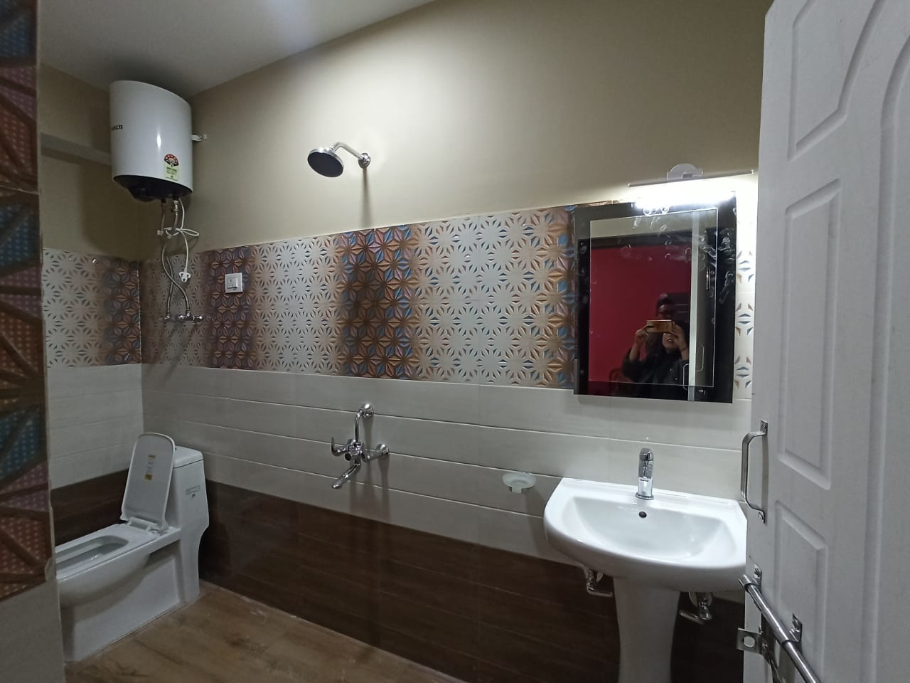 Hotel Sai Kripa - Tap to explore photos