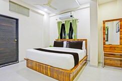 Address of HOTEL O PRITESH ONYX