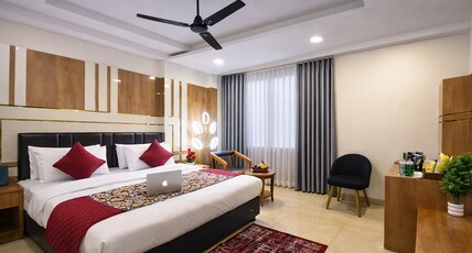All Time Residency Luxe Collection Room Type - Deluxe City View Room